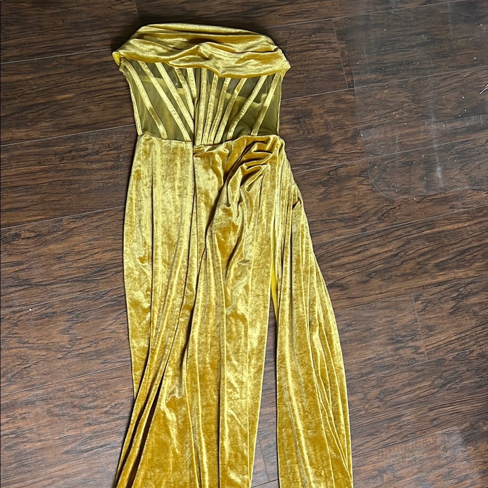 Elegant Velvet Jumpsuit in Gold
